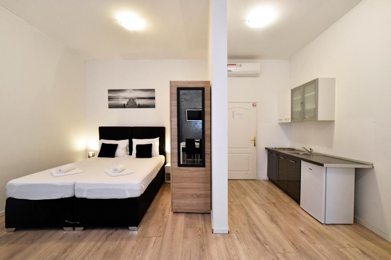 Virtus Apartments And Rooms With Free Private Parking Загреб Экстерьер фото